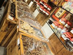 -嘉凌码头·重庆特产手工火锅底料(洪崖洞九楼店)