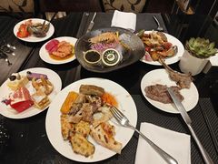 -圣丰索菲特·2 On 988 Café 自助餐厅