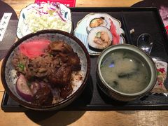软骨牛丼双拼套餐-京和风食堂·定食寿喜锅(保利樾广场店)