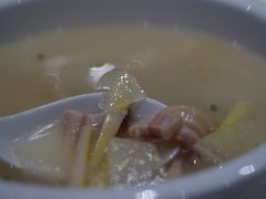 -金枝玉叶上海人家食府(三里河店)
