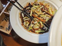 -魏铭鱼头捞饭(晋阳路店)