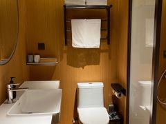 -全季酒店(重庆李子坝牛角沱地铁站店)
