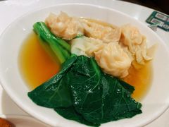 鲜虾云吞面-粤来记·啫啫煲·点心(日月光店)