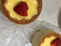 草莓布丁面包-85度C(上海秀沿路店)