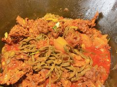-山河屯铁锅炖·非遗东北菜(南山店)