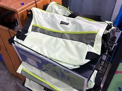 -迪卡侬(大英山店)