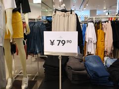 -H&M(天一广场店)