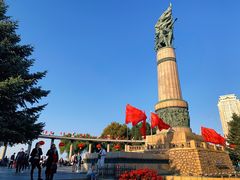 -人民防洪胜利纪念塔