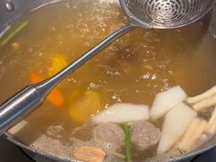 -左庭右院鲜牛肉火锅(金山万达店)