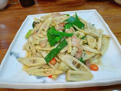 高山笋炒鲜肉-下梅人家土菜馆(历史文化餐厅度假区店)