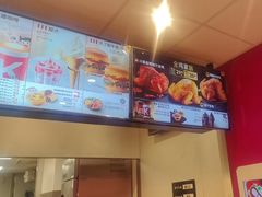 -肯德基(东安路站店)