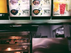 -老娘舅餐厅(黄龙体育中心店)