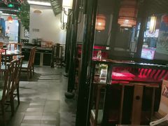 大堂-卢大鲜鱼头捞饭(美利广场店)