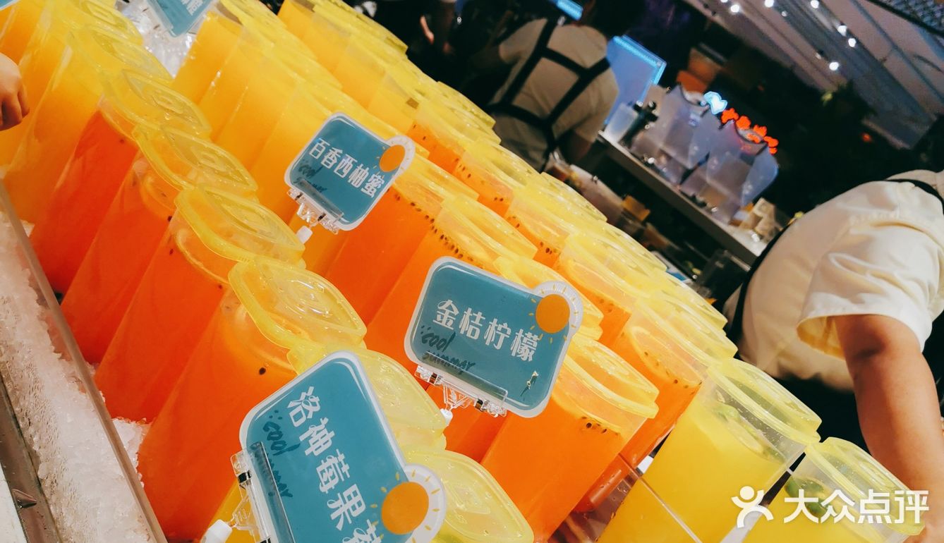 想生意不好都难的果汁吧
