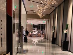 -上海世茂皇家艾美酒店