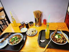 -门框胡同百年卤煮(新街口店)