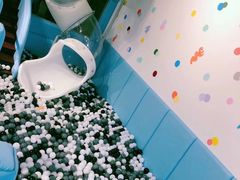 -LED LAND灯堡亲子餐厅(慈溪吾悦广场店)