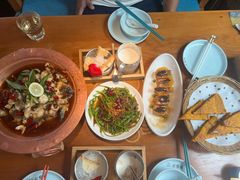 -菌自由丨野生菌火锅特色庭院餐厅(丽江古城店)