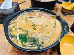 -天瑞福云南过桥米线(十里河店)