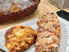 -CARINO BAKERY&CAFE(人广来福士店)