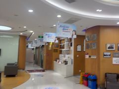 -雅悦齿科(顾村公园店)