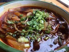 -拈签一笑黄牛肉辣卤串串