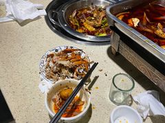 -休记光头香辣蟹干锅店(衣冠庙店)