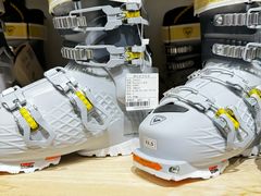 -4+2肆加贰雪具库(上庄店)