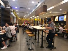 用餐区-麦当劳(宜安广场店)