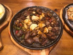 -老东镇啤酒屋海鲜加工·蒸汽海鲜·海鲜烧烤(台东店)