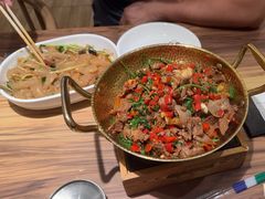 -九转小磨·非遗东北菜(万达广场店)