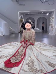 -艾米丽婚纱礼服