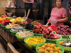 自助取餐区-东门町美食街
