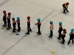 -炫采冰场(红博中央公园商场店)