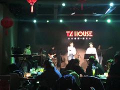 -TZ House音乐现场(茅台店)