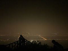 -鬼笑石后山停车场