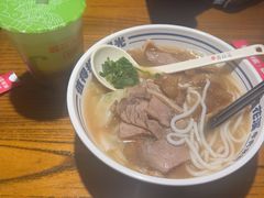 -鑫花溪牛肉米粉(文星广场店)