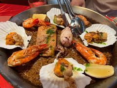 传统西班牙海鲜饭-BROWNSTONE布朗石西班牙餐厅(富城店)