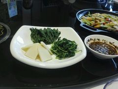 -黔蘑菇四季餐厅(观山湖店)