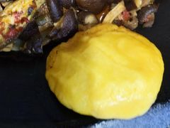 玉米饼-山妹子铁锅炖
