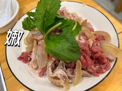 -榕江牛瘪牛肉火锅