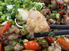 -廖哥泡椒兔(峨眉店)