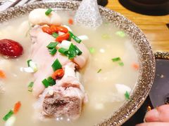 -又见小河浜·盐帮川菜(松江商业广场店)