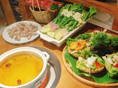 -菌彩云南野生菌火锅(万达广场店)