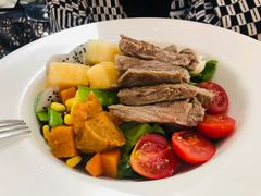 -F+轻食健身赋能空间(中华北路国贸商场店)
