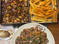 -老东镇啤酒屋海鲜加工·蒸汽海鲜·海鲜烧烤(台东店)