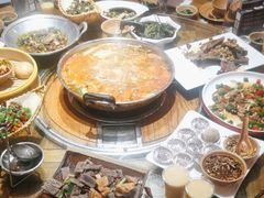 -亮欢寨酸汤鱼(沙冲路店)
