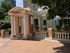 -香港大学
