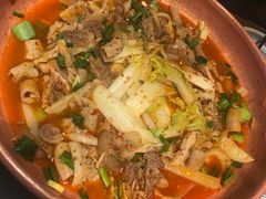 -云海肴·汽锅鸡·云南菜(天山百盛优客店)