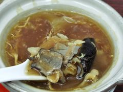 海参瓦煲翅-添發碗仔翅美食
